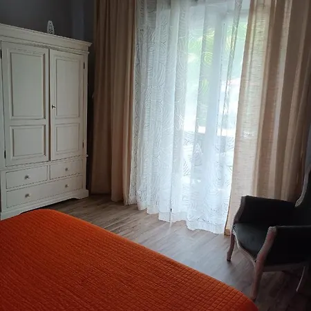 Deco & Retro *